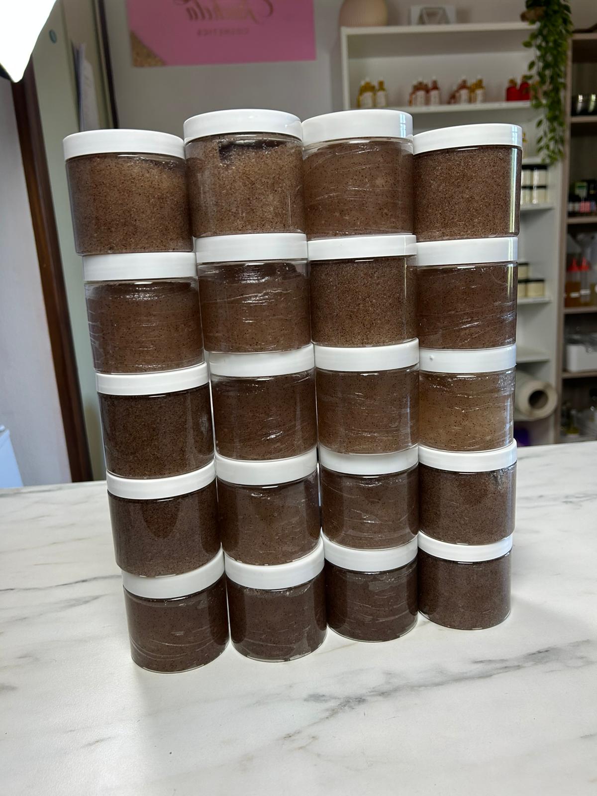 Gommage Café – 200 ml – Pour une peau tonifiée & revitalisée